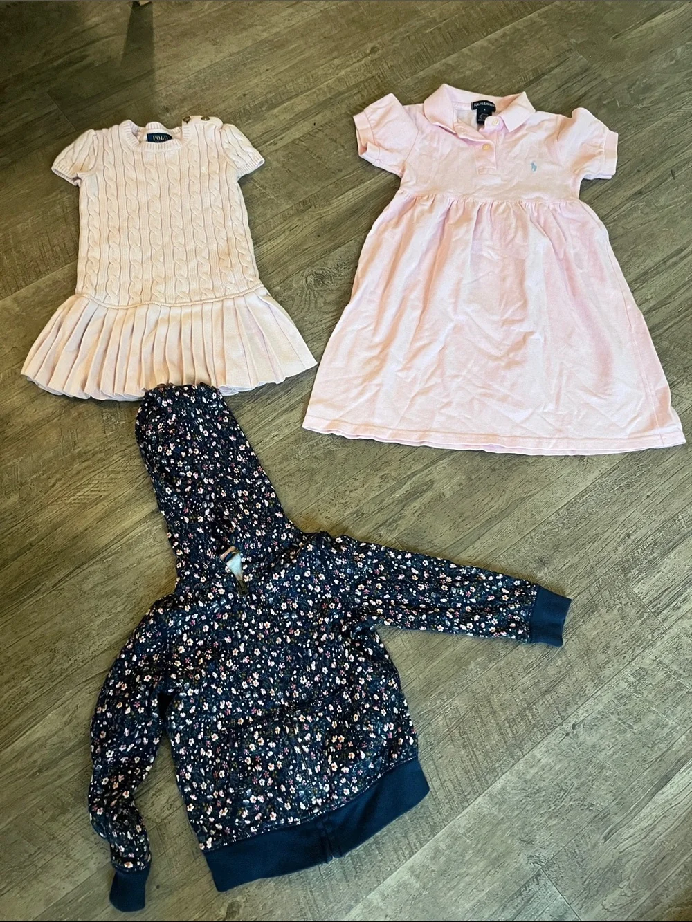 Kids bundle Ralph Lauren Light Pink Polo Dress & Cream Cable-Knit Pleated Dress